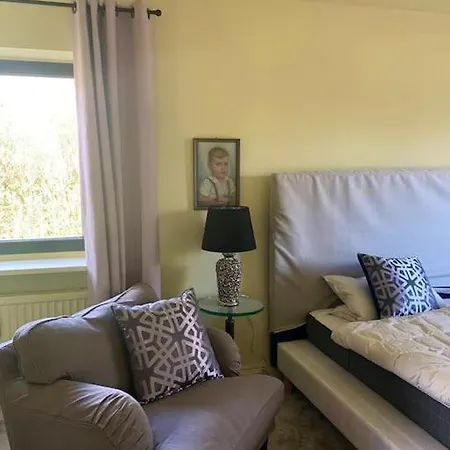 Apartment Ruhiges Loft Im Modernen Landhausstil